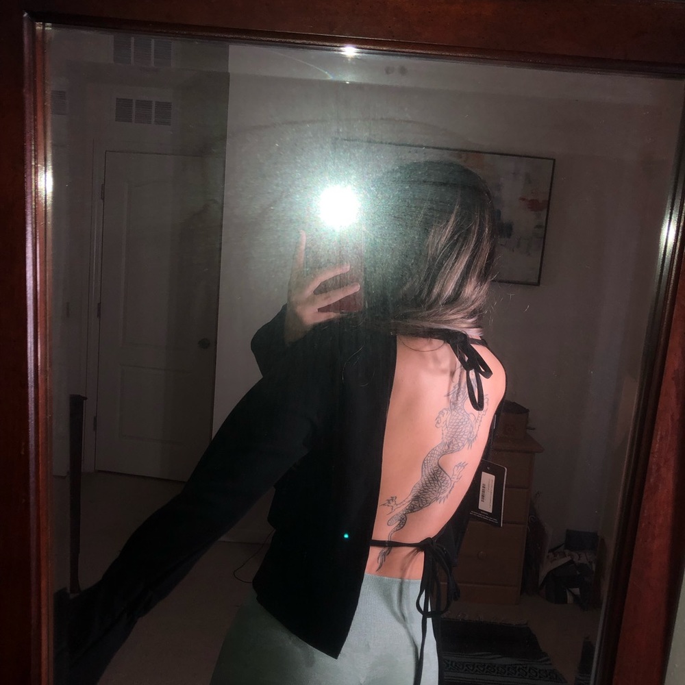 Prettylittlething backless top